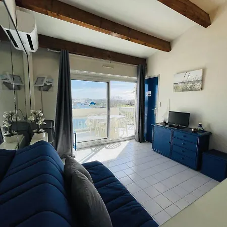 Proche Richelieu Avec Piscine, Clim Et Parking - Fr-1-723-14 * Agde