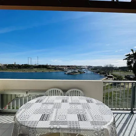 Apartment Proche Richelieu Avec Piscine, Clim Et Parking - Fr-1-723-14 *